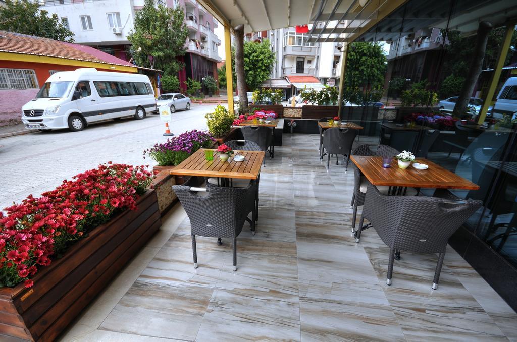 金色豪华酒店 阿达纳 外观 照片